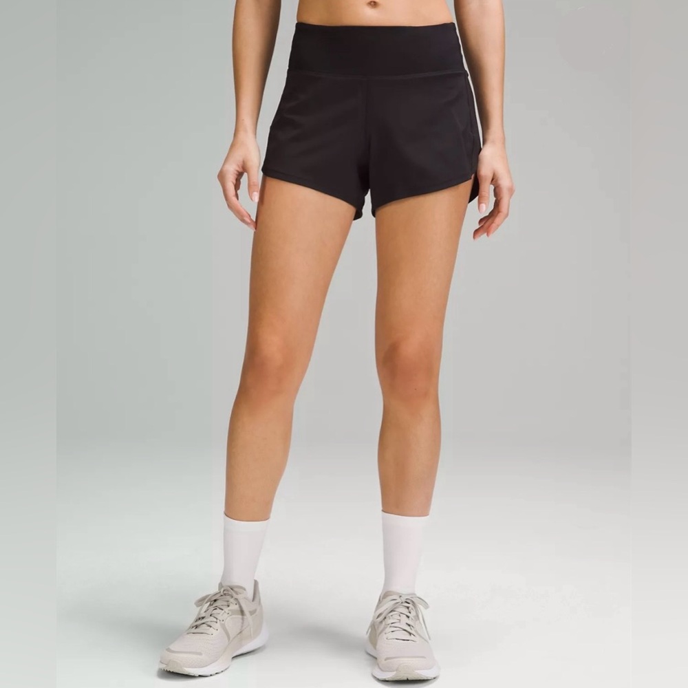 Lululemon Speed Up Mid-Rise Lined Short 4" Size 12